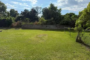 342 Campus View Dr, Orlando, FL 32810 - Photo 13