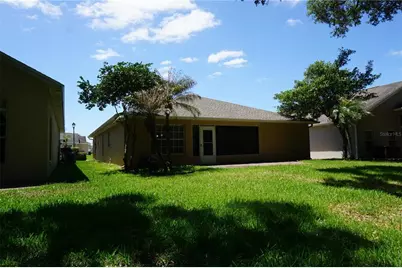 500 Vista Oaks Way, Davenport, FL 33837 - Photo 17