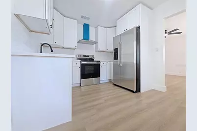 1035 15th Avenue S, Saint Petersburg, FL 33705 - Photo 5