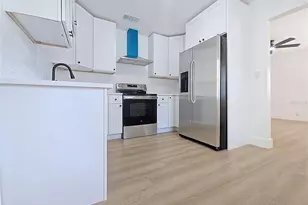 1035 15th Ave S, Saint Petersburg, FL 33705 - Photo 5