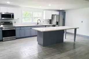 205 E Cornell St, Avon Park, FL 33825 - Photo 9