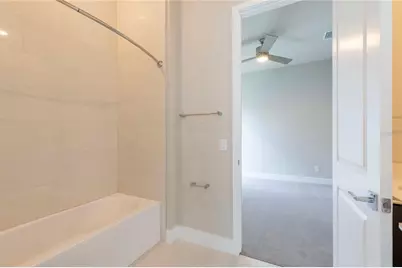 7760 Sandy Ridge Drive #219, Reunion, FL 34747 - Photo 13