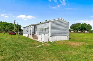 3834 Hixon Ave, Saint Cloud, FL 34772 - Photo 3