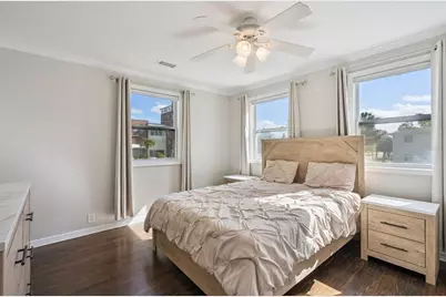 334 W Howry Avenue, Deland, FL 32720 - Photo 11