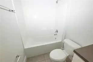 375 Villa Sorrento Cir, Haines City, FL 33844 - Photo 9