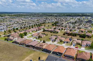 375 Villa Sorrento Cir, Haines City, FL 33844 - Photo 57