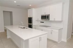 375 Villa Sorrento Cir, Haines City, FL 33844 - Photo 21