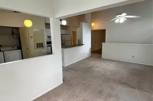 1615 Columbia Arms Cir, Kissimmee, FL 34741 - Photo 5