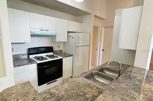 1615 Columbia Arms Cir, Kissimmee, FL 34741 - Photo 9