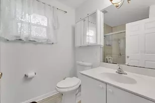 201 NW Goldcoast Ave, Port Saint Lucie, FL 34983 - Photo 17