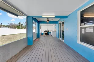 201 NW Goldcoast Ave, Port Saint Lucie, FL 34983 - Photo 21