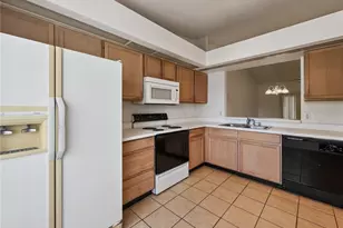 13530 Summerton Dr, Orlando, FL 32824 - Photo 5