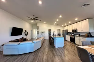 353 Windy Willow Wy, Saint Cloud, FL 34771 - Photo 31