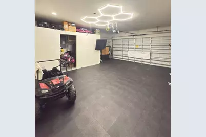 9016 Pyrus Street, Kissimmee, FL 34747 - Photo 37