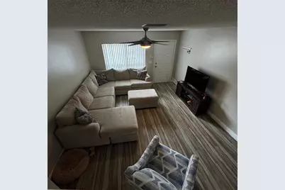 306 Kensington Lake Circle, Brandon, FL 33511 - Photo 11