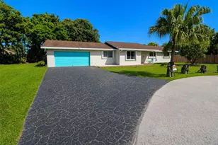 16281 SW 274th St, Homestead, FL 33031 - Photo 5