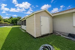 16281 SW 274th St, Homestead, FL 33031 - Photo 13
