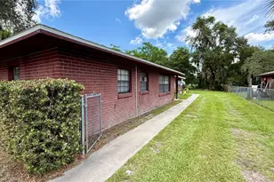 210 N Lone Oak Dr, Leesburg, FL 34748 - Photo 1
