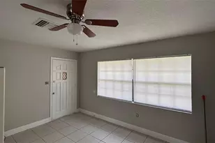 210 N Lone Oak Dr, Leesburg, FL 34748 - Photo 3