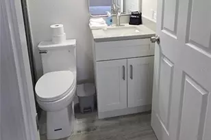 2107 Pine Terrace, Sarasota, FL 34231 - Photo 13