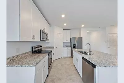 2606 Irish Elk Avenue, Davenport, FL 33837 - Photo 5