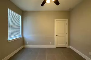 207 Begonia Ln, Poinciana, FL 34759 - Photo 7