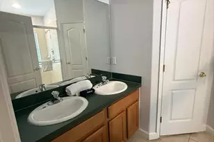 742 Old Bridge Cir, Davenport, FL 33897 - Photo 11