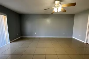 662 Yak Ct, Poinciana, FL 34759 - Photo 7