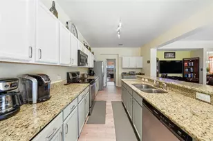 133 Bay Leaf Ln, Davenport, FL 33896 - Photo 17