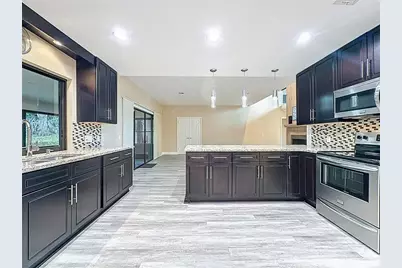 6846 Lake View Drive, Yalaha, FL 34797 - Photo 23