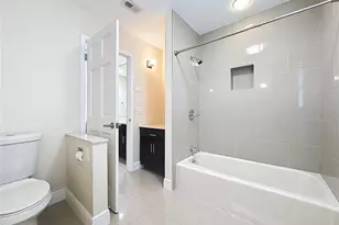 6846 Lake View Dr, Yalaha, FL 34797 - Photo 35