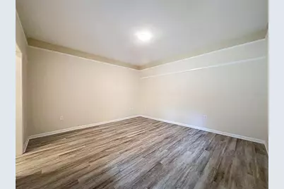 6846 Lake View Drive, Yalaha, FL 34797 - Photo 37