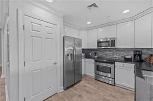 1354 Centre Ct Ridge Dr, Reunion, FL 34747 - Photo 9