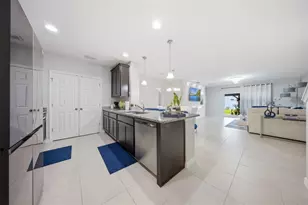 1669 Swan Swim Dr, Davenport, FL 33837 - Photo 7