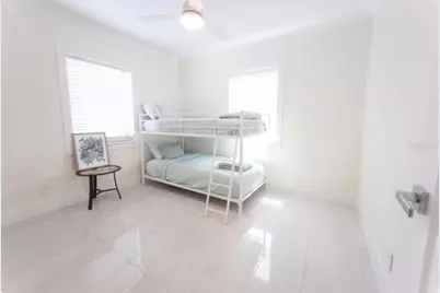 887 W Perry Street, Lantana, FL 33462 - Photo 17