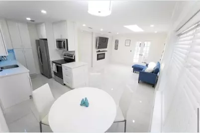 887 W Perry Street, Lantana, FL 33462 - Photo 9