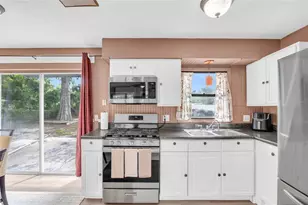 890 Golden Isle Dr, Mount Dora, FL 32757 - Photo 11