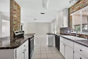 1334 Stately Oaks Dr NW, Winter Haven, FL 33881 - Photo 21