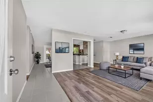 1334 Stately Oaks Dr NW, Winter Haven, FL 33881 - Photo 5