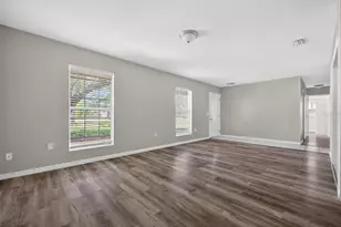 1334 Stately Oaks Dr NW, Winter Haven, FL 33881 - Photo 9