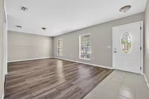 1334 Stately Oaks Dr NW, Winter Haven, FL 33881 - Photo 7