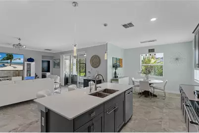 2215 Camden Park Avenue, Davenport, FL 33837 - Photo 15