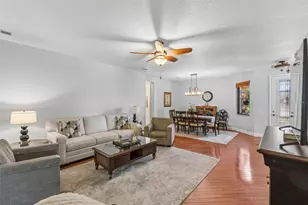 376 Indian Wells Ave, Poinciana, FL 34759 - Photo 7