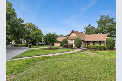 614 Cypress Court, Saint Cloud, FL 34769 - Photo 3