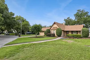 614 Cypress Ct, Saint Cloud, FL 34769 - Photo 3