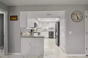 416 Barbados Cir, Lakeland, FL 33803 - Photo 9