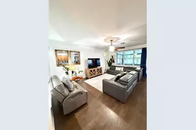 1034 Bella Vida Boulevard, Orlando, FL 32828 - Photo 11