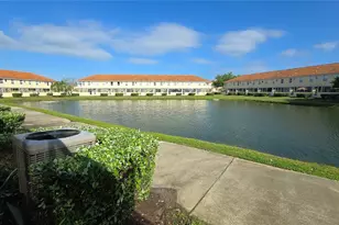 1213 S Beach Cir, Kissimmee, FL 34746 - Photo 21