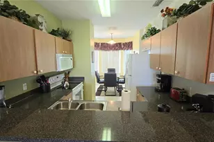 1213 S Beach Cir, Kissimmee, FL 34746 - Photo 5