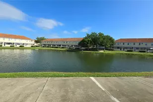 1213 S Beach Cir, Kissimmee, FL 34746 - Photo 3